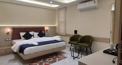 Regal Heights Room Type - Super Deluxe Room