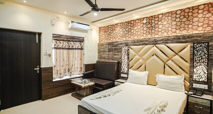Bombay Beach Resort Room Type - Elite - Phase 1 ( Partial Balcony Sea View)