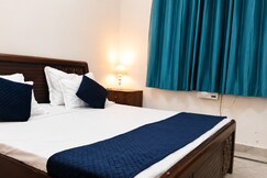 CareStay Dwarka | 1 BHK Ground Floor Stay