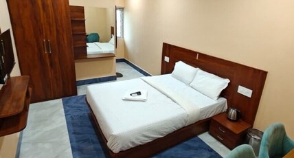 Hotel O Atala Main Road Bhubaneswar Room Type - Deluxe