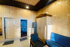 Walnut Grove @ Mall Road | 100 Mtrs Ropeway