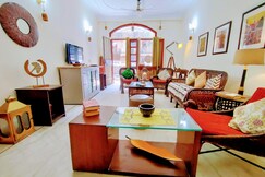 Tourists Delight Prime New Delhi Location