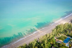 Outrigger Khao Lak Beach Resort