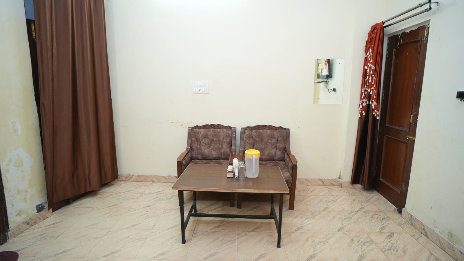 Holiday Inn Sector 45 Chandigarh - Tap to explore photos
