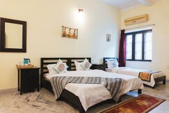 Urban Tripper Shamiyana Villa by Arindam