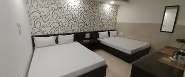 HOTEL SHREE