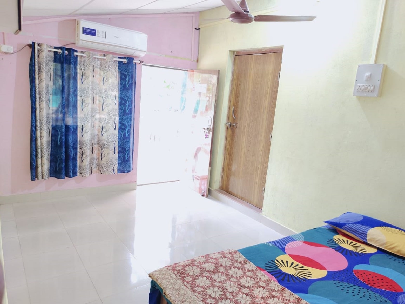 Piyush Home stay - Tap to explore photos
