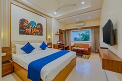 Hotel Sai Deluxe