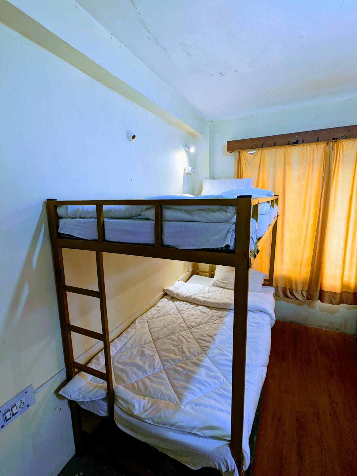 Hostelam Manali - Tap to explore photos