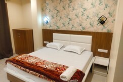 Hotel Mannat Bathinda