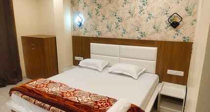 Hotel Mannat Bathinda Room Type - Deluxe