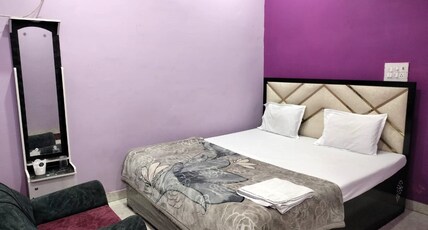 Hotel Black Inn Diamond Room Type - Standard Double AC