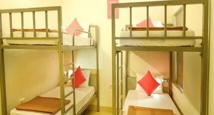Hostel The Travellers Heaven Room Type - 8 Bed Dorm