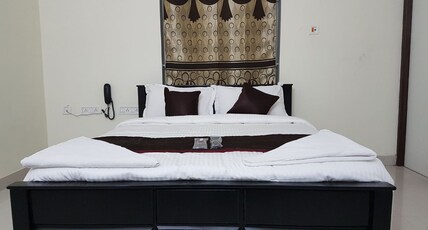 THE POSH RESIDENCY Room Type - STANDARD DOUBLE ROOM