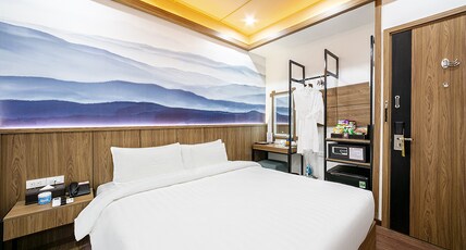 A25 Premium Hotel - 21 Nghia Tan Room Type - Superior Room