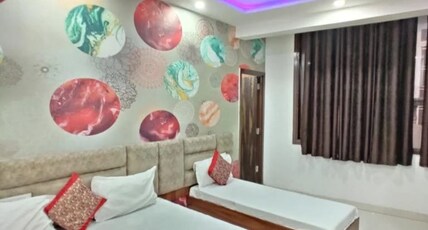Agam homestay - Few steps from Golden temple Room Type - Deluxe double bedroom Agam homestay - Few steps from Golden temple Room Type - Deluxe double bedroom