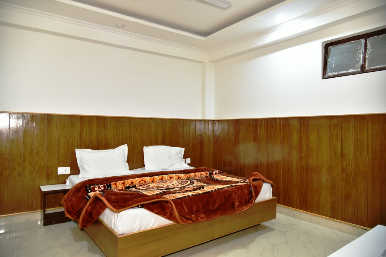 Hotel Akash - Luxury Hotel In McLeodganj - Tap to explore photos