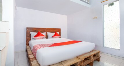 Hotel O Ibma Smart Syariah Room Type - Saver Double