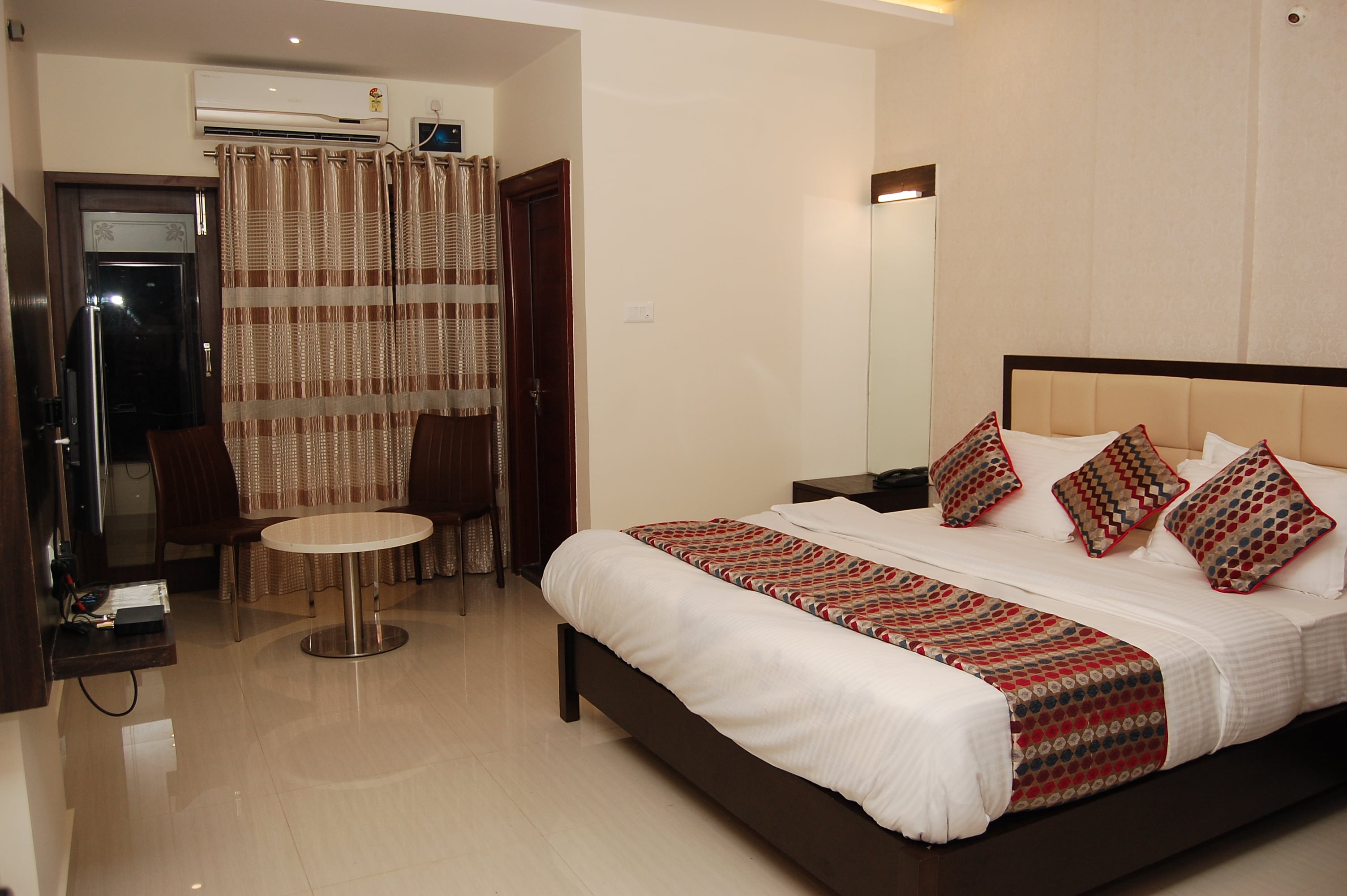 Hotel Mallikarjuna residency - Tap to explore photos
