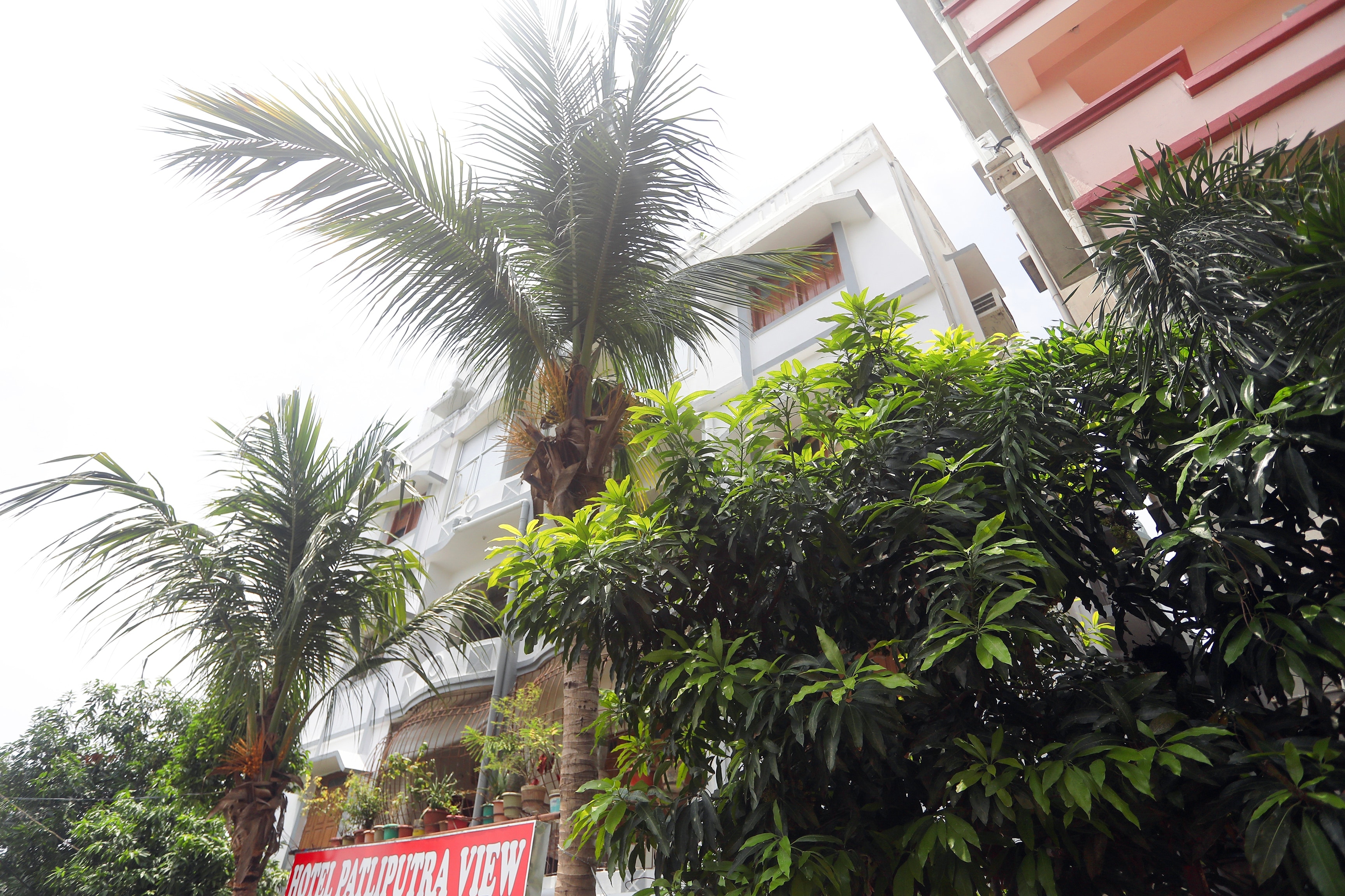 Hotel O Patliputra View - Tap to explore photos