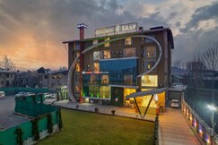 HOTEL GOLDEN LEAF (Luxury Hotel in Srinagar)
