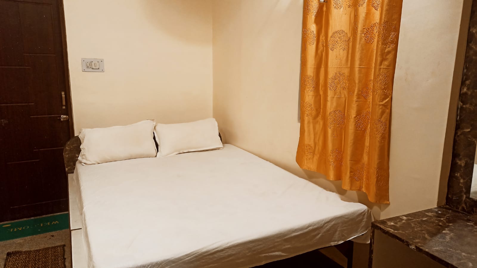 Shree Hotel - Tap to explore photos