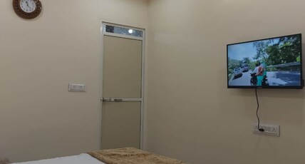 Ekansh Homestay Room Type - A1 Small Room