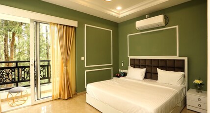 White Mint Room Type - Premium Room