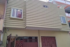 Kashi Nagari Home Stay