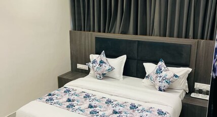 Hotel Sun Sky Room Type - Deluxe Rooms