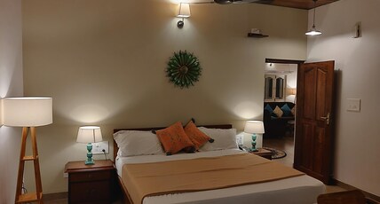 Elegant homestay Room Type - Premium room with balcony