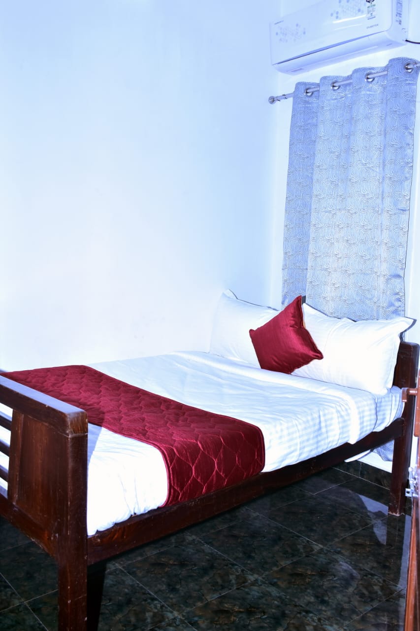 White Pearl Villa 3 BHK Homestay with 3 Bathroom - Tap to explore photos