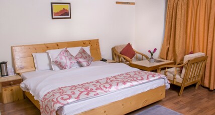 Hotel Mountain Trail Manali Room Type - Deluxe Room without balcony