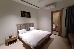 Townhouse Sector 6 Gurgaon