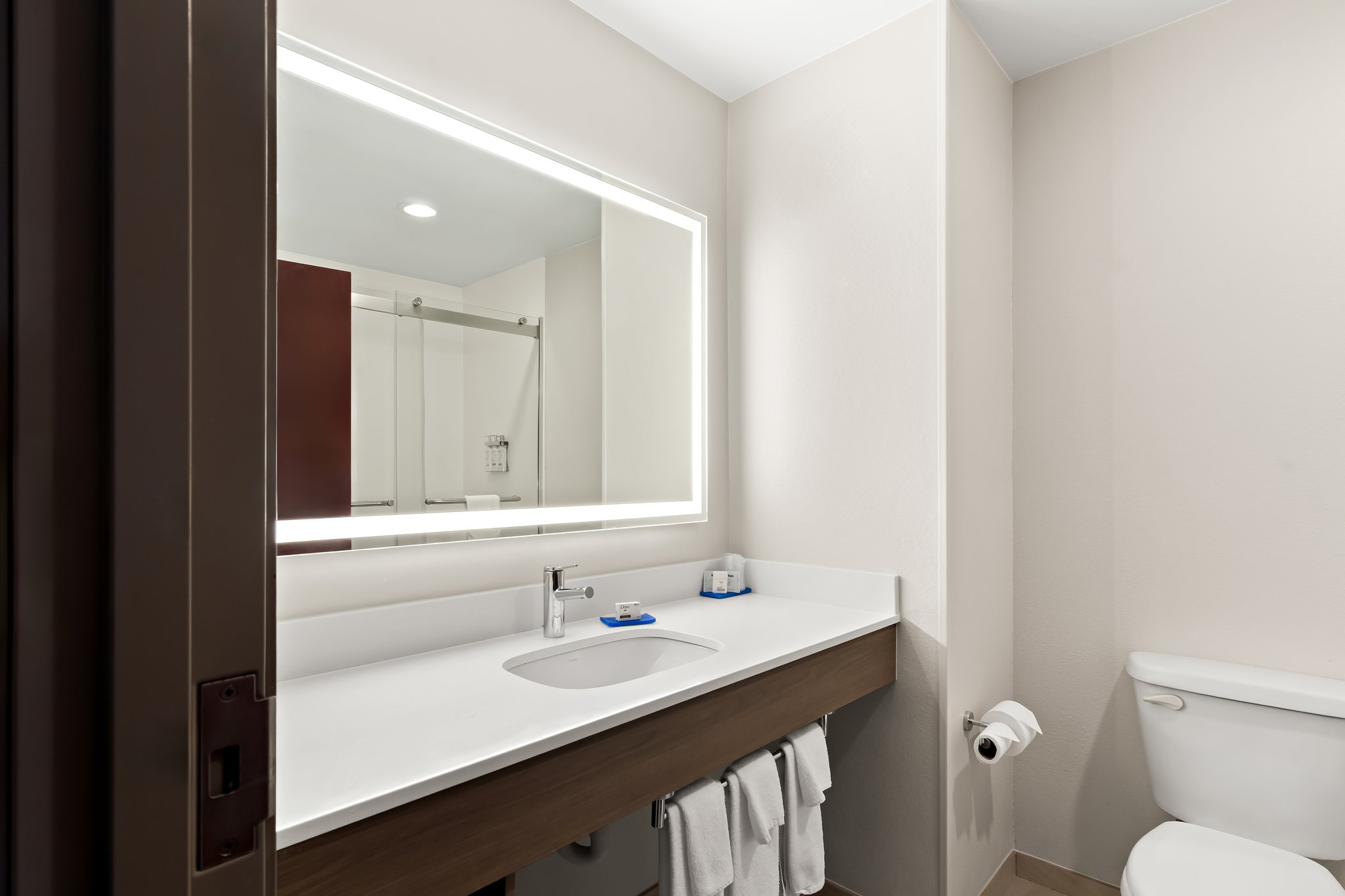 Holiday Inn Express Hotel & Suites Perry, an IHG Hotel - Tap to explore photos