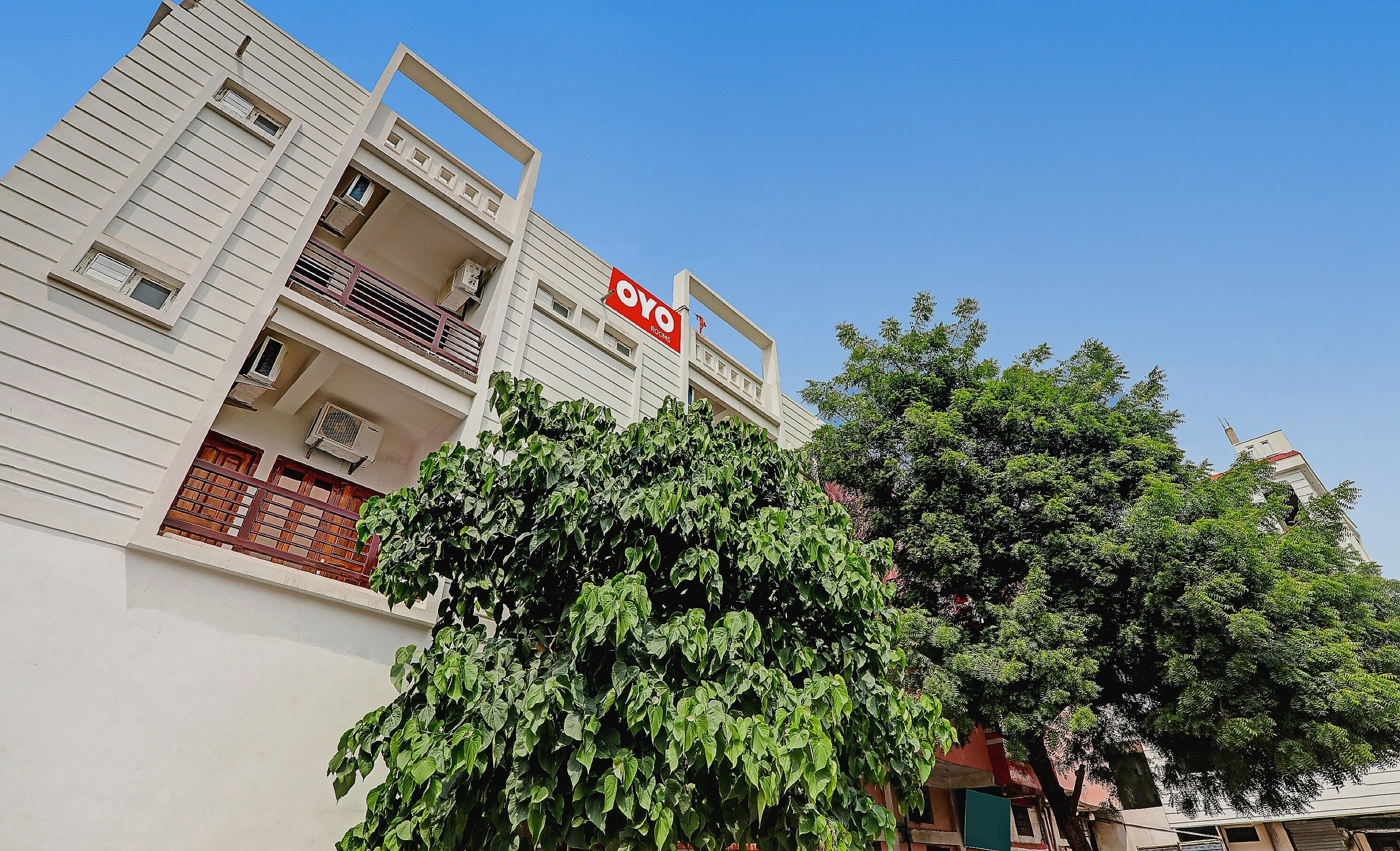 Flagship OYO Hotel Super Guest House O R R INN - Tap to explore photos
