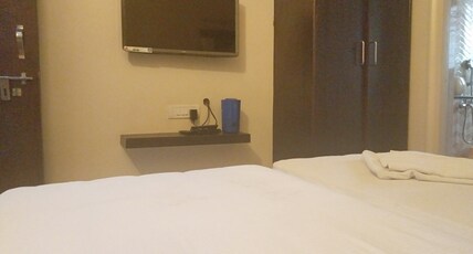 Hotel Rose Lodge Room Type - Deluxe Non Ac Room indian national only