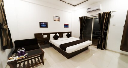 Hotel green Exotica Room Type - Superior valley view room with balcony Hotel green Exotica Room Type - Superior valley view room with balcony