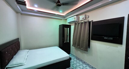 SS Hotel 50 Meters From Gaya Railway Station Room Type - standard  AC  room
