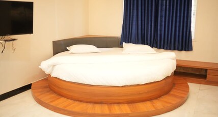New Natraj Executive Room Type - Suite Room