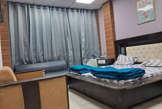 Hotel Dhawan