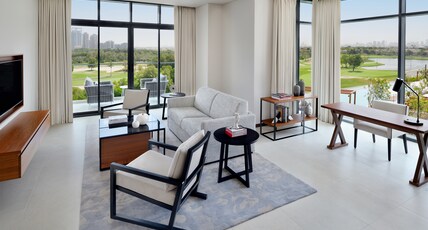 Vida Emirates Hills Room Type - Executive Suite Golf View