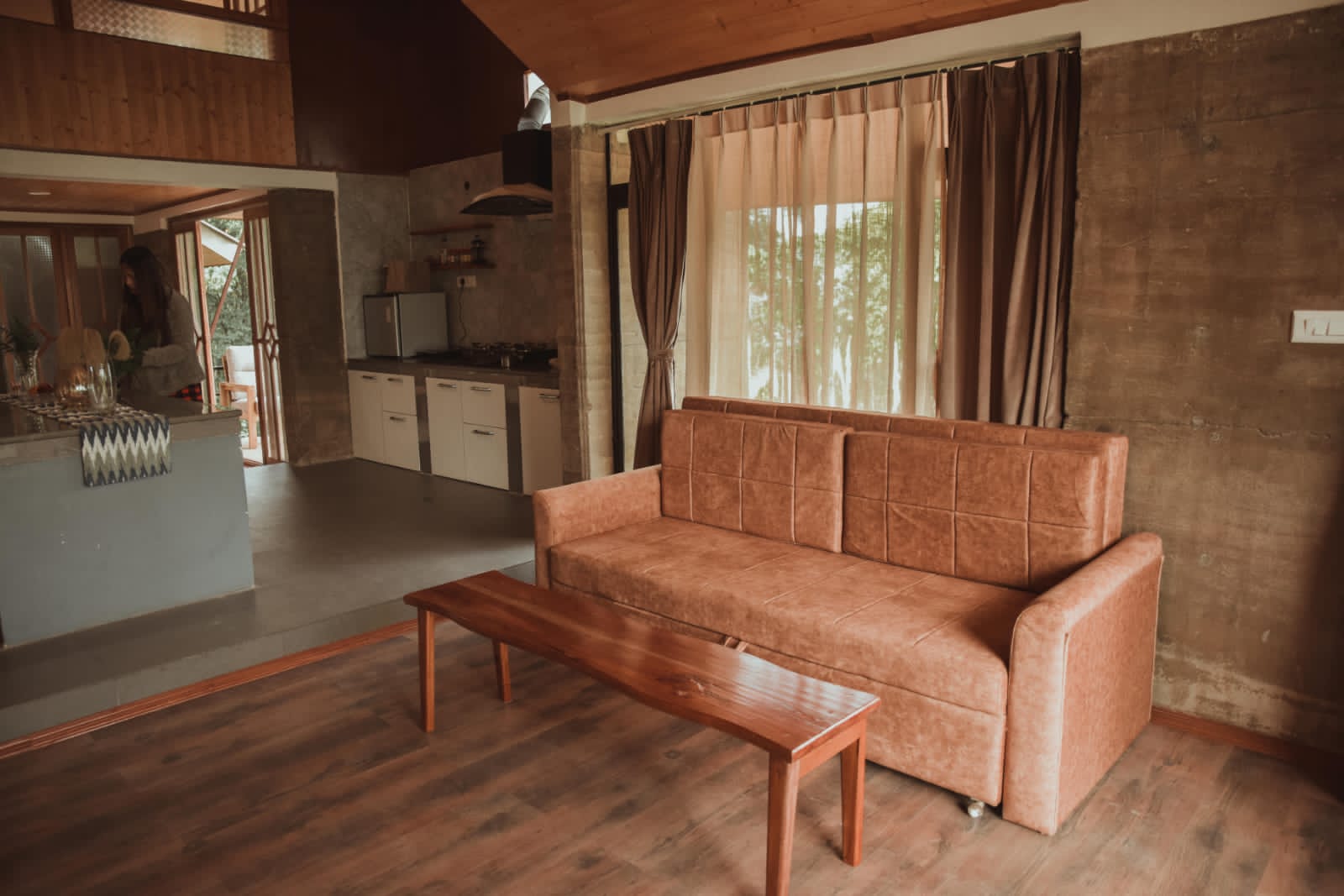 Chamkoh Homestay - Tap to explore photos