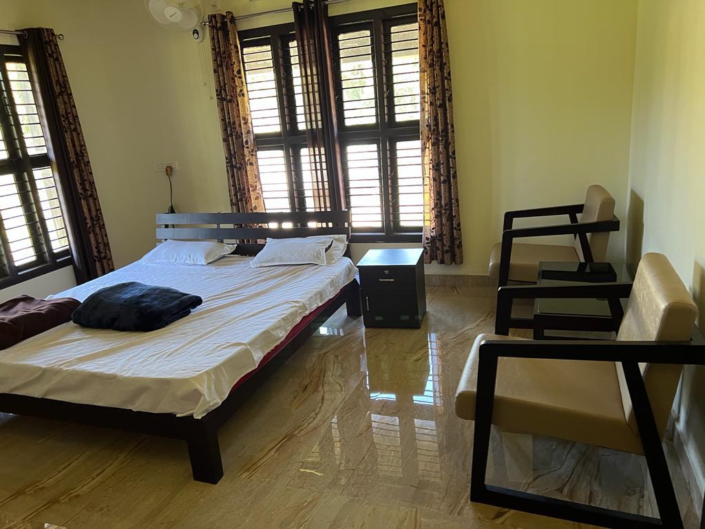 Anhika Home Stay - Tap to explore photos