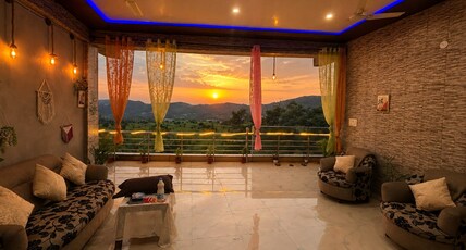 Shourya Homestay - 2 BHK Room Type - Shourya Homestay - 2 BHK