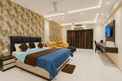 Unit in Kolkata Airport, CC2 and Convention Centre