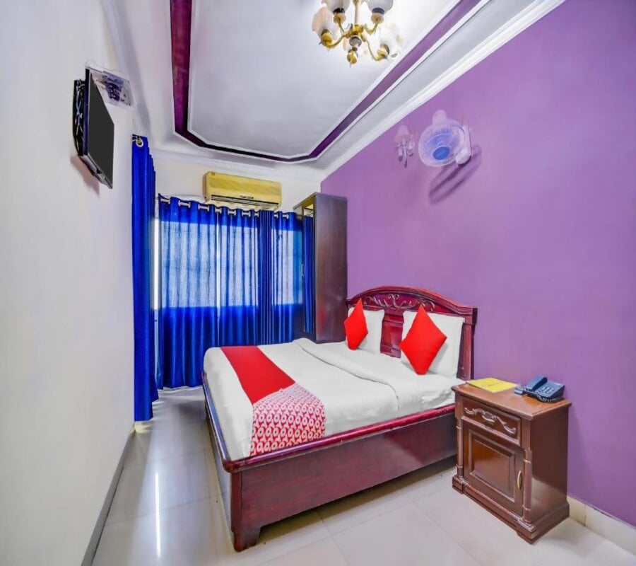 Hotel Balbir Continental - Tap to explore photos