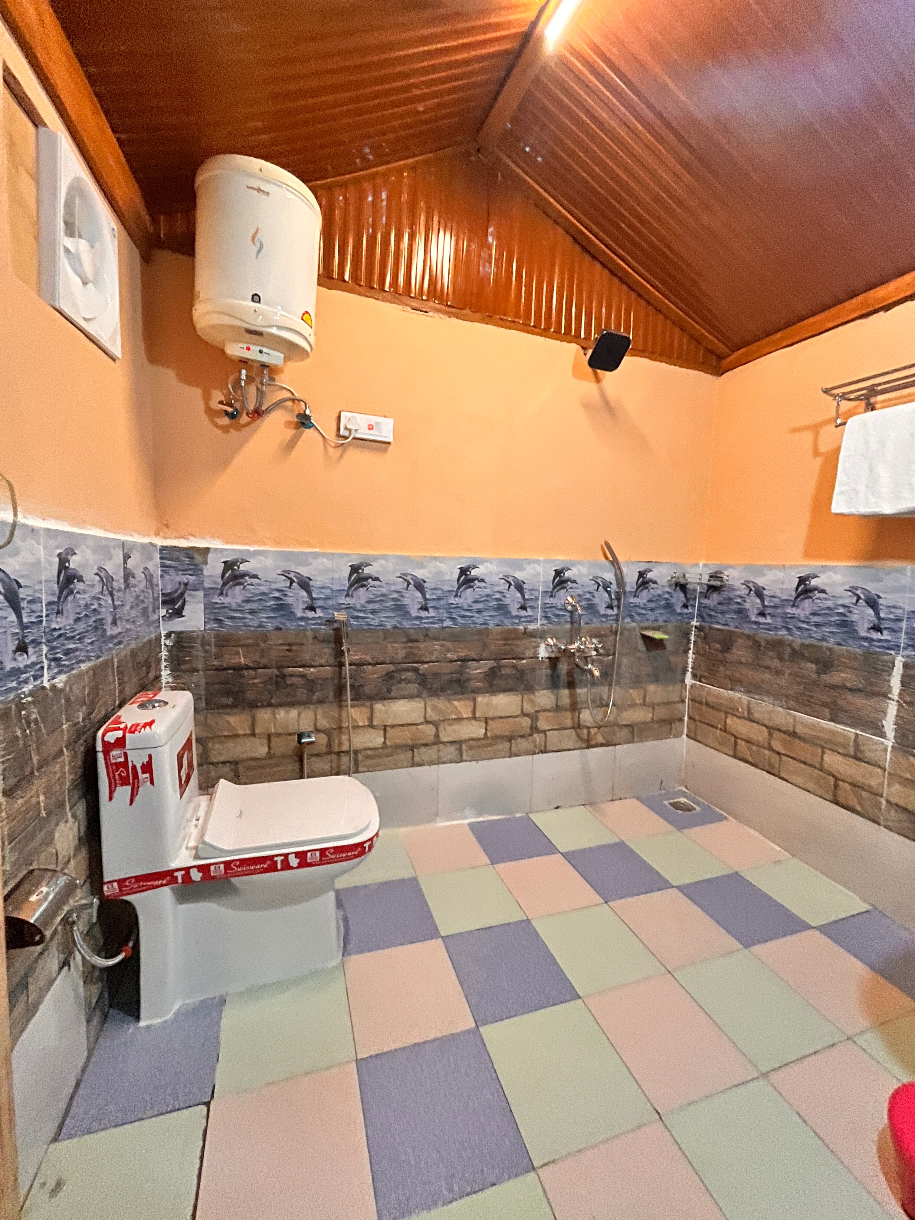 Alpine Heaven Forest view cottage uphill Trk150mtr - Tap to explore photos