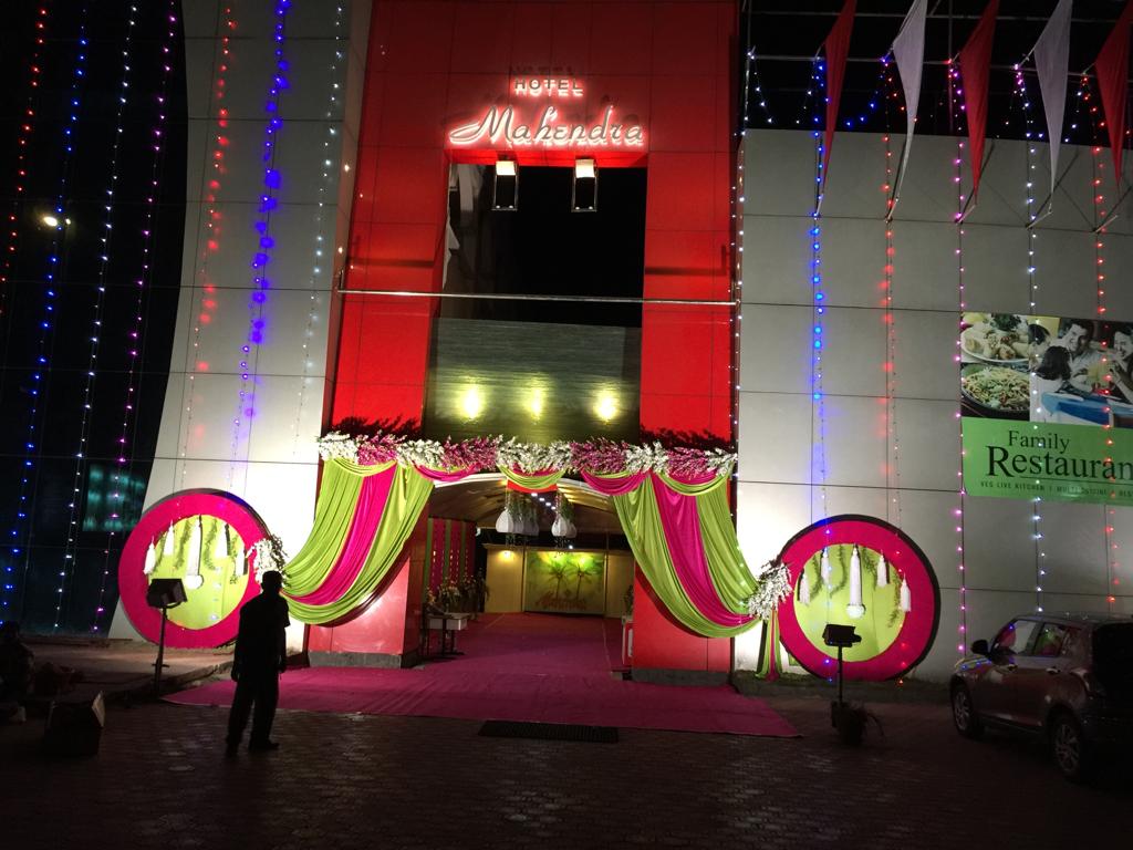 Hotel Mahendra - Tap to explore photos