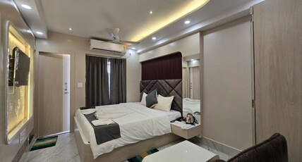 Parth King Resort Tarapith ( A Unit of Prattay Infratech Private Limited) Room Type - Deluxe Room With Balcony